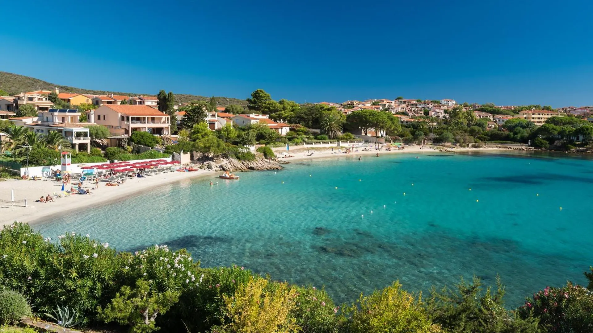 Villa Bianca With A Heated Swimming Pool Golfo Aranci