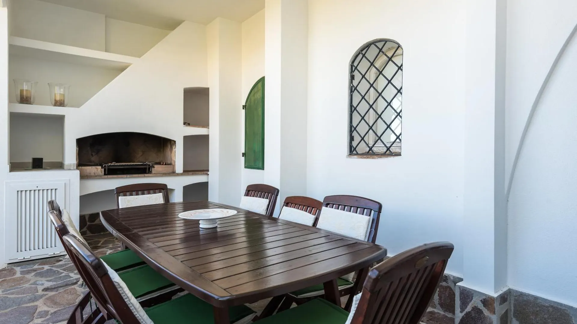 Villa Bianca With A Heated Swimming Pool Golfo Aranci 0*,