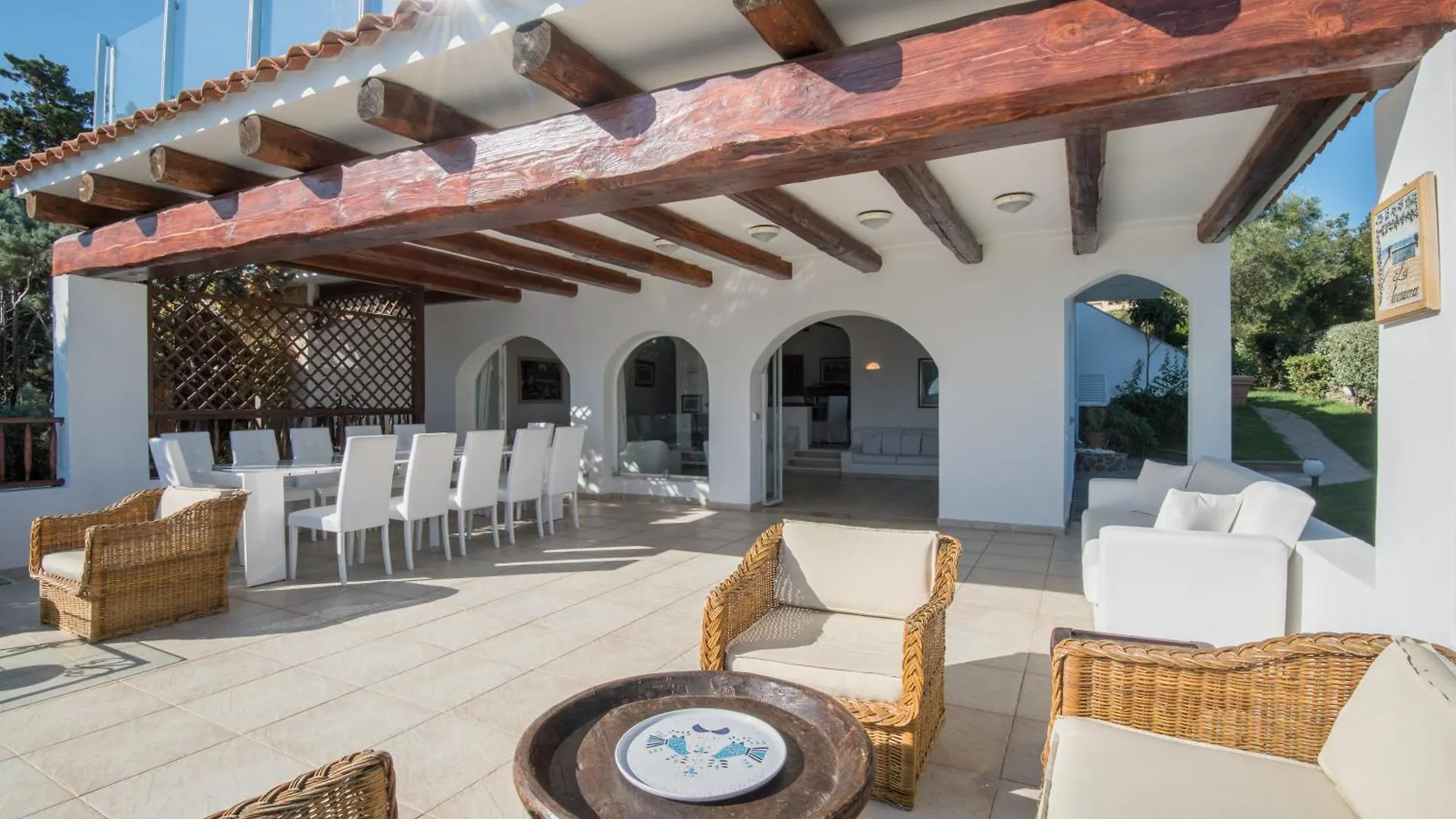 Villa Bianca With A Heated Swimming Pool Golfo Aranci