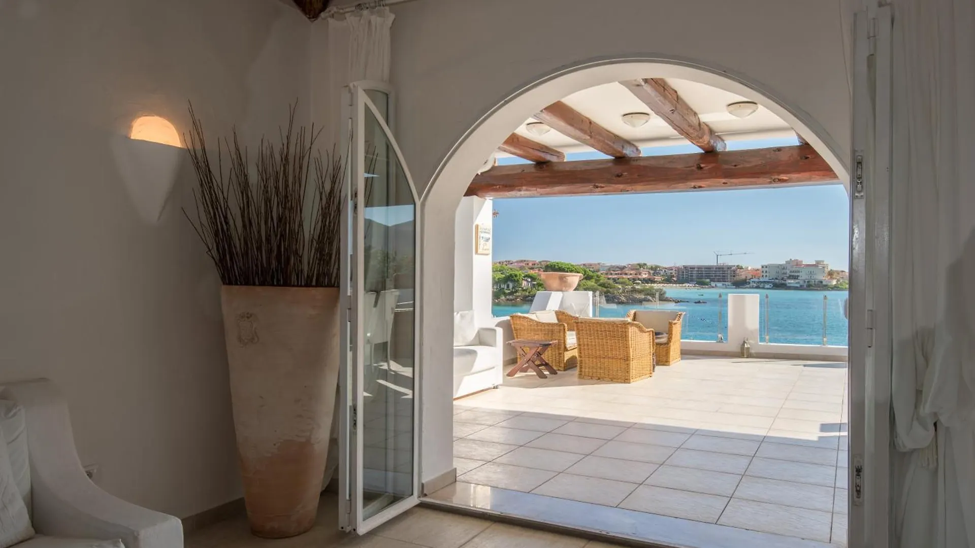 Villa Bianca With A Heated Swimming Pool Golfo Aranci Italy