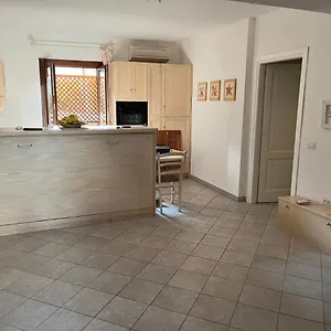 Ampio Monolocale Appartamento