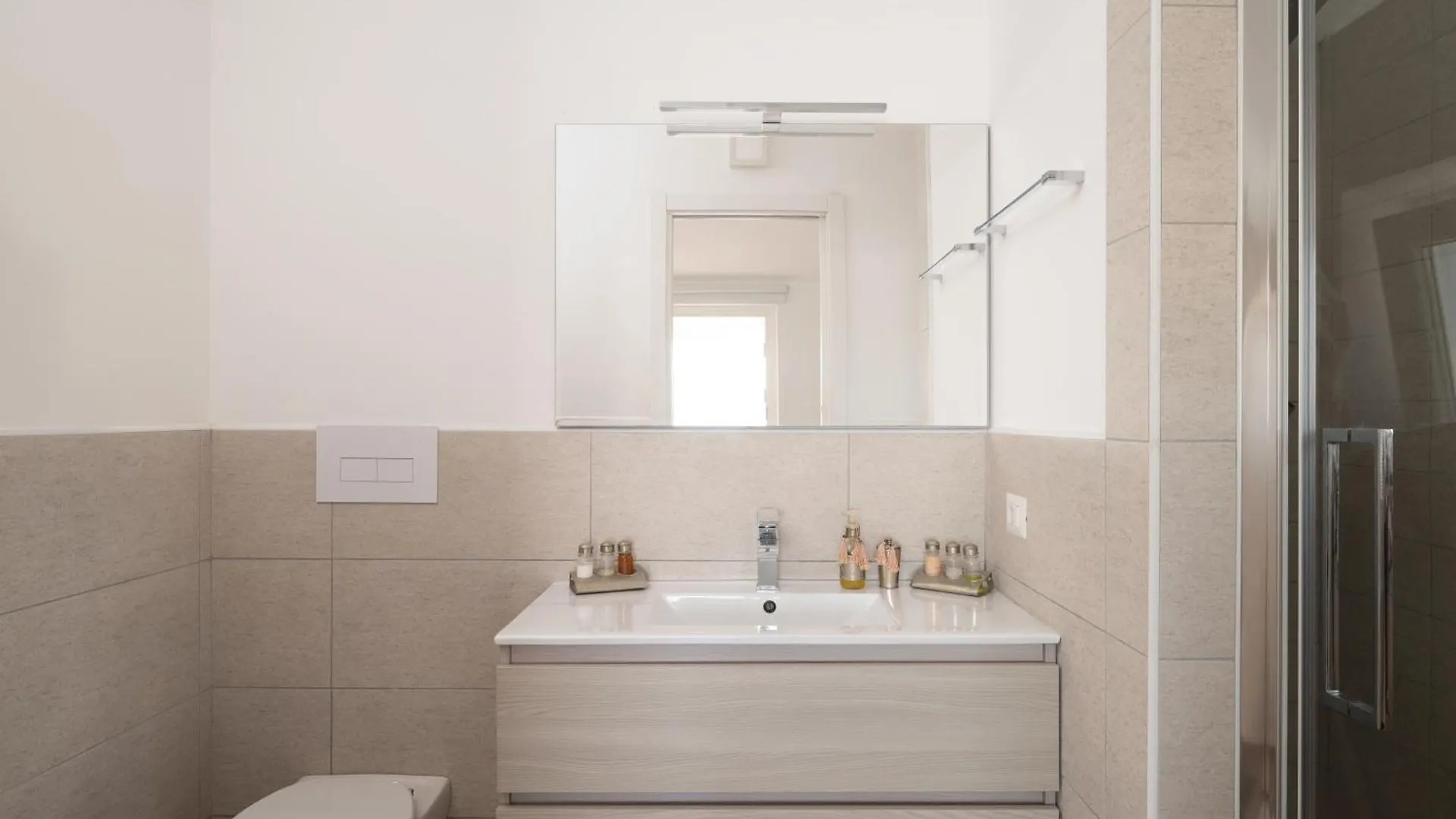 Villa Bianca With A Heated Swimming Pool Golfo Aranci